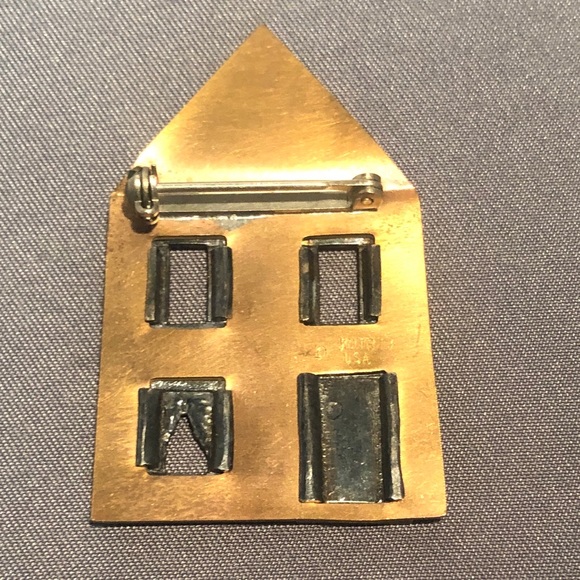 Vintage Cute Real Estate Pin/ Brooches and a charm - Picture 8 of 8